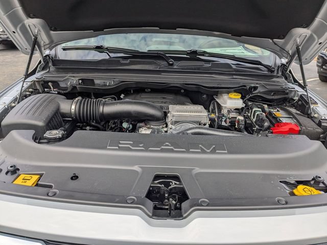 New 2026 RAM 1500 Laramie AWD/4WD image 41