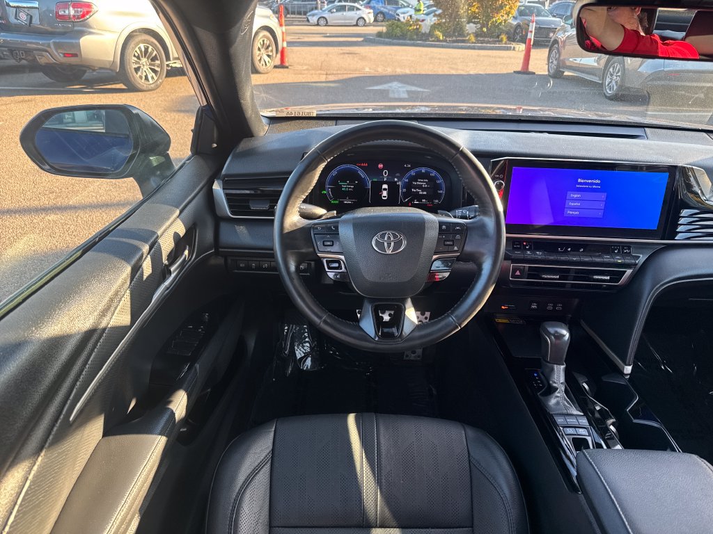 Used 2025 Toyota Camry XSE AWD/4WD image 11