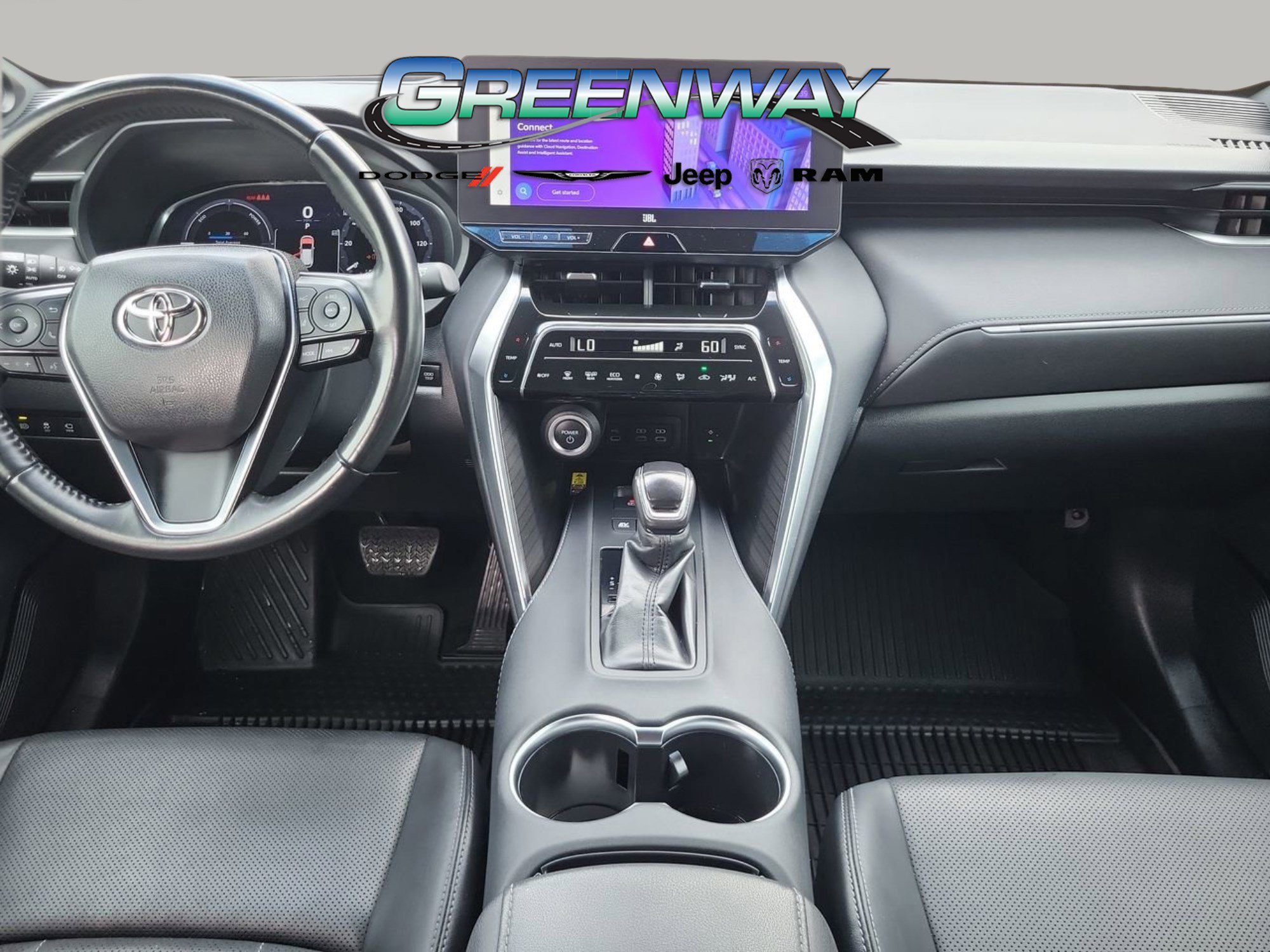 Used 2024 Toyota Venza Limited image 14