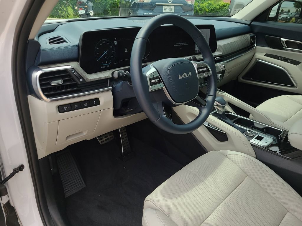 Used 2024 Kia Telluride SX AWD/4WD image 16