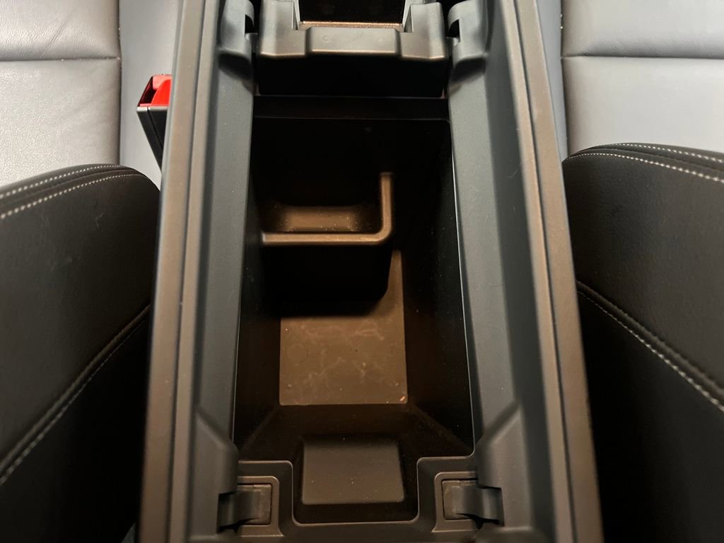 Used 2025 Nissan Rogue SL image 37