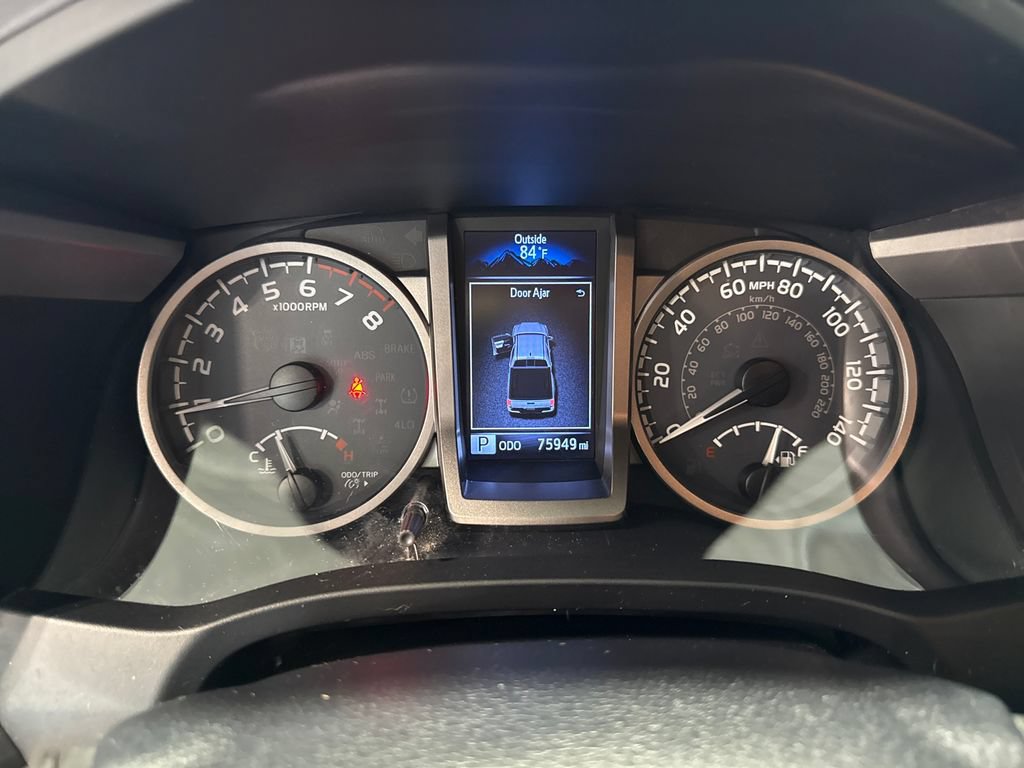 Used 2019 Toyota Tacoma SR5 RWD image 6