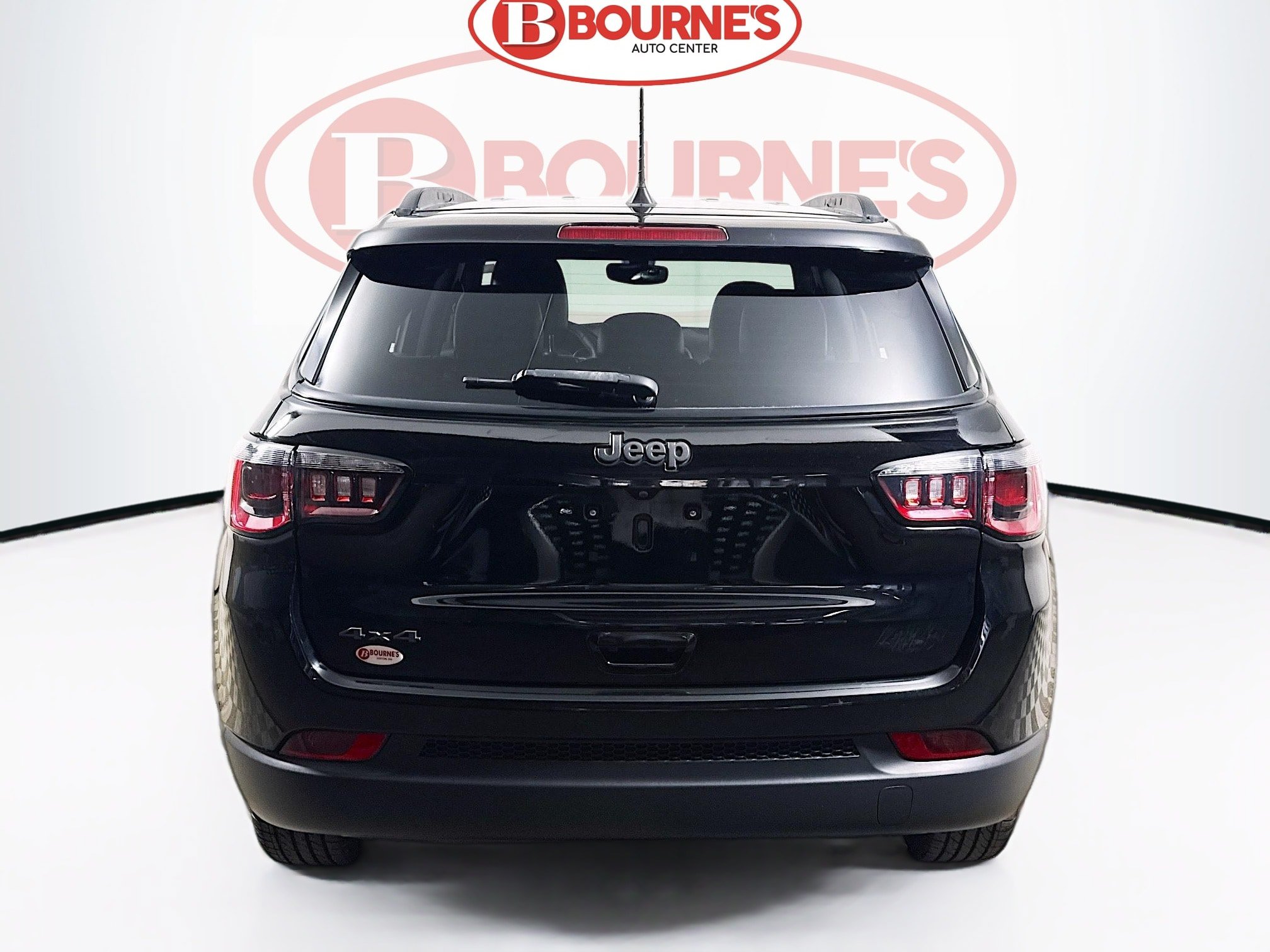 Used 2021 Jeep Compass Latitude AWD/4WD image 8