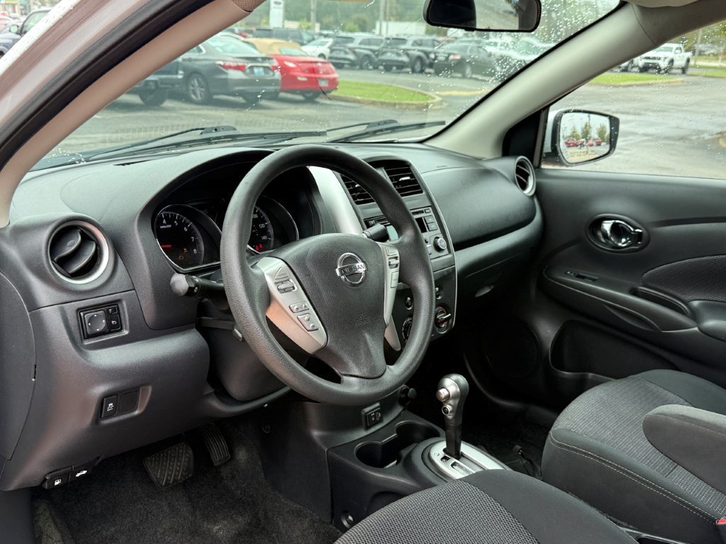 Used 2018 Nissan Versa SV FWD image 11