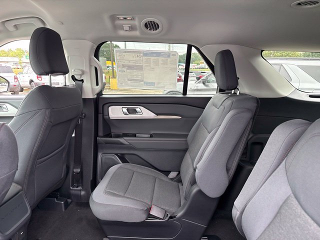 New 2026 Ford Explorer Active RWD image 23