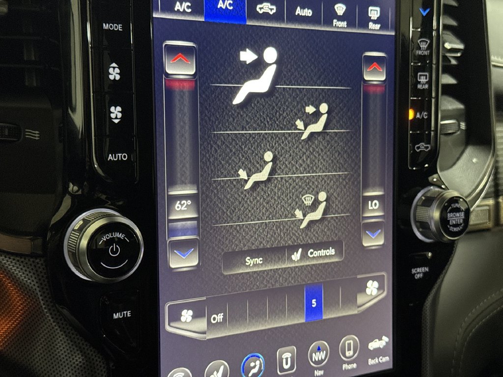 Used 2019 RAM 1500 Limited AWD/4WD image 17