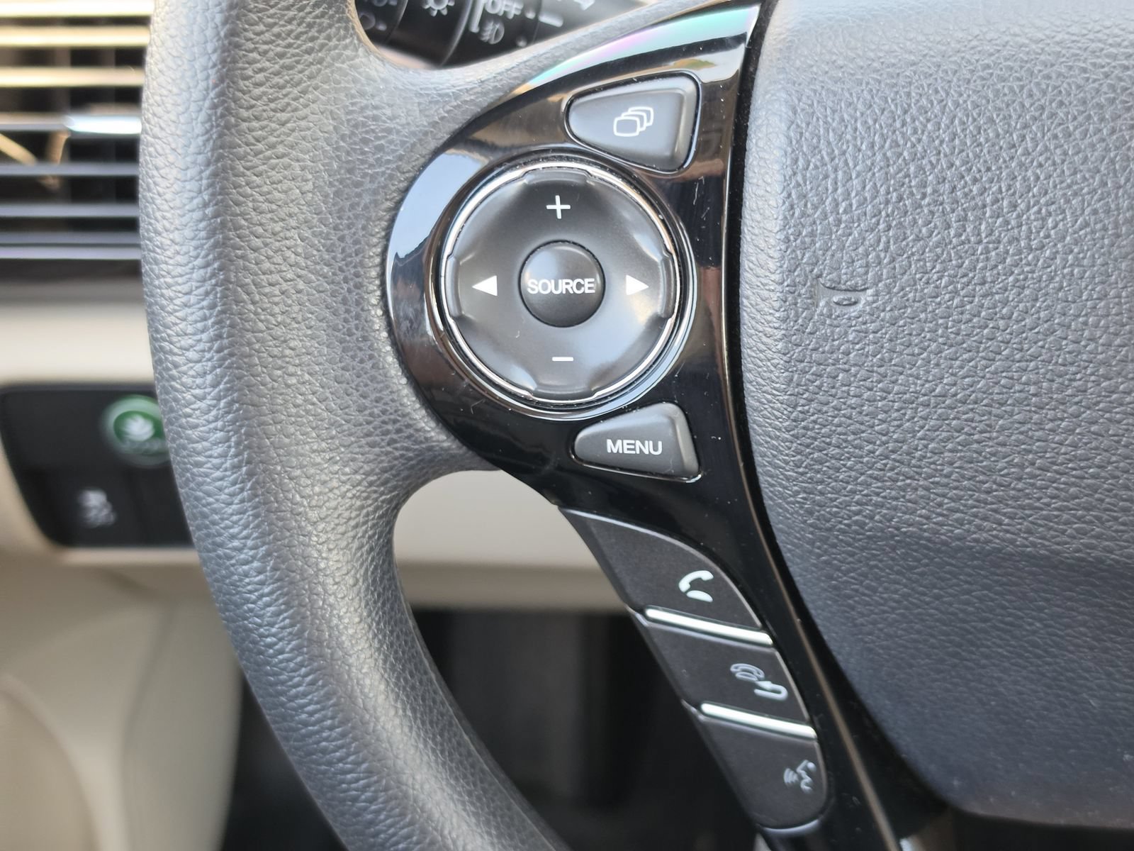 Used 2016 Honda Accord EX image 16