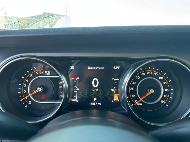 Certified 2023 Jeep Gladiator Sport AWD/4WD image 15