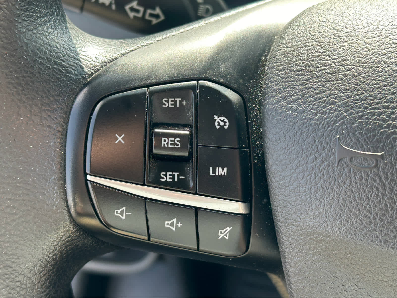 Used 2023 Ford Transit 250 w/ Load Area Protection Package image 23