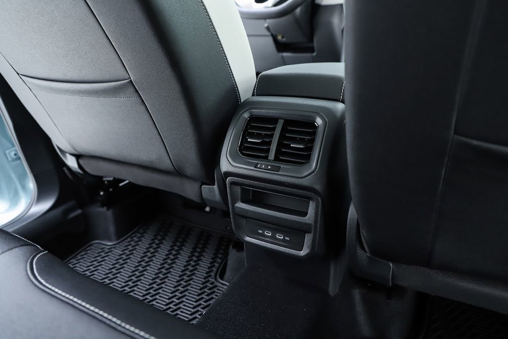 New 2026 Volkswagen Taos SE FWD image 74