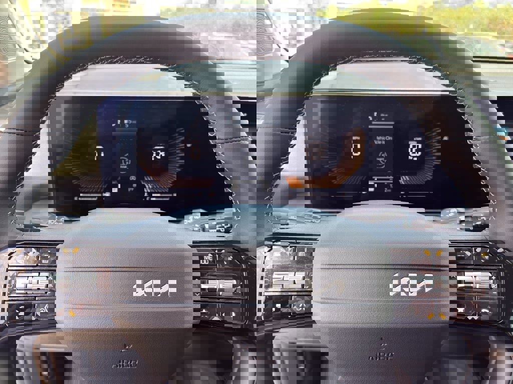 New 2026 Kia Sorento LX image 17