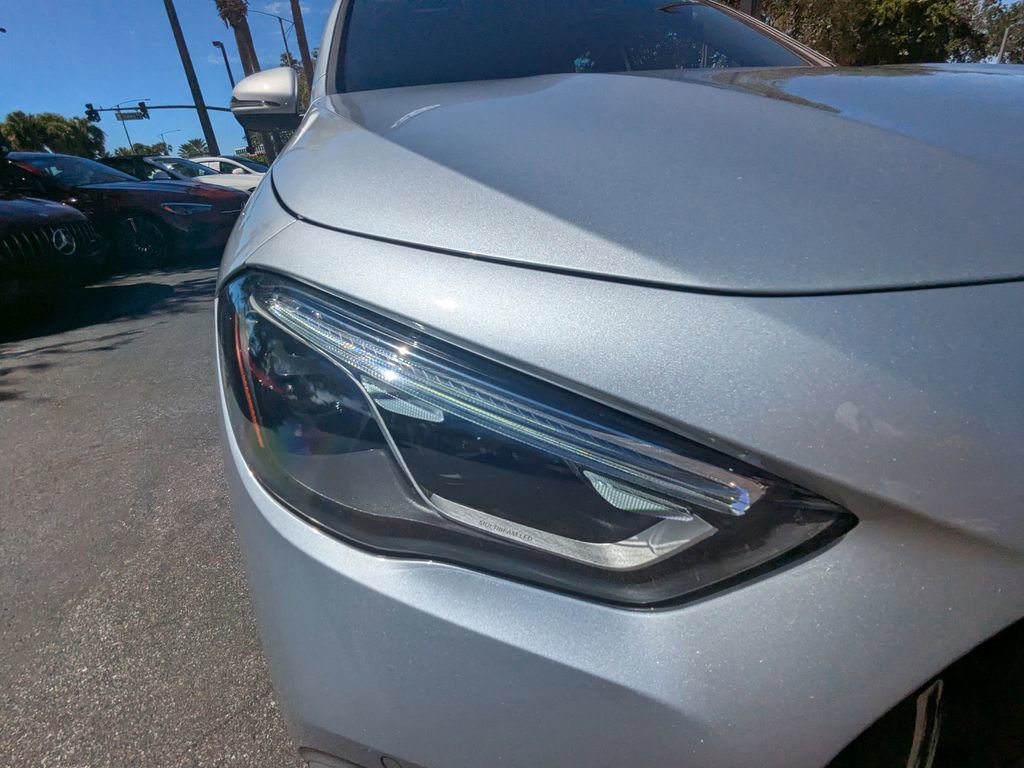 Certified 2024 Mercedes-Benz GLA 35 AMG 4MATIC image 22