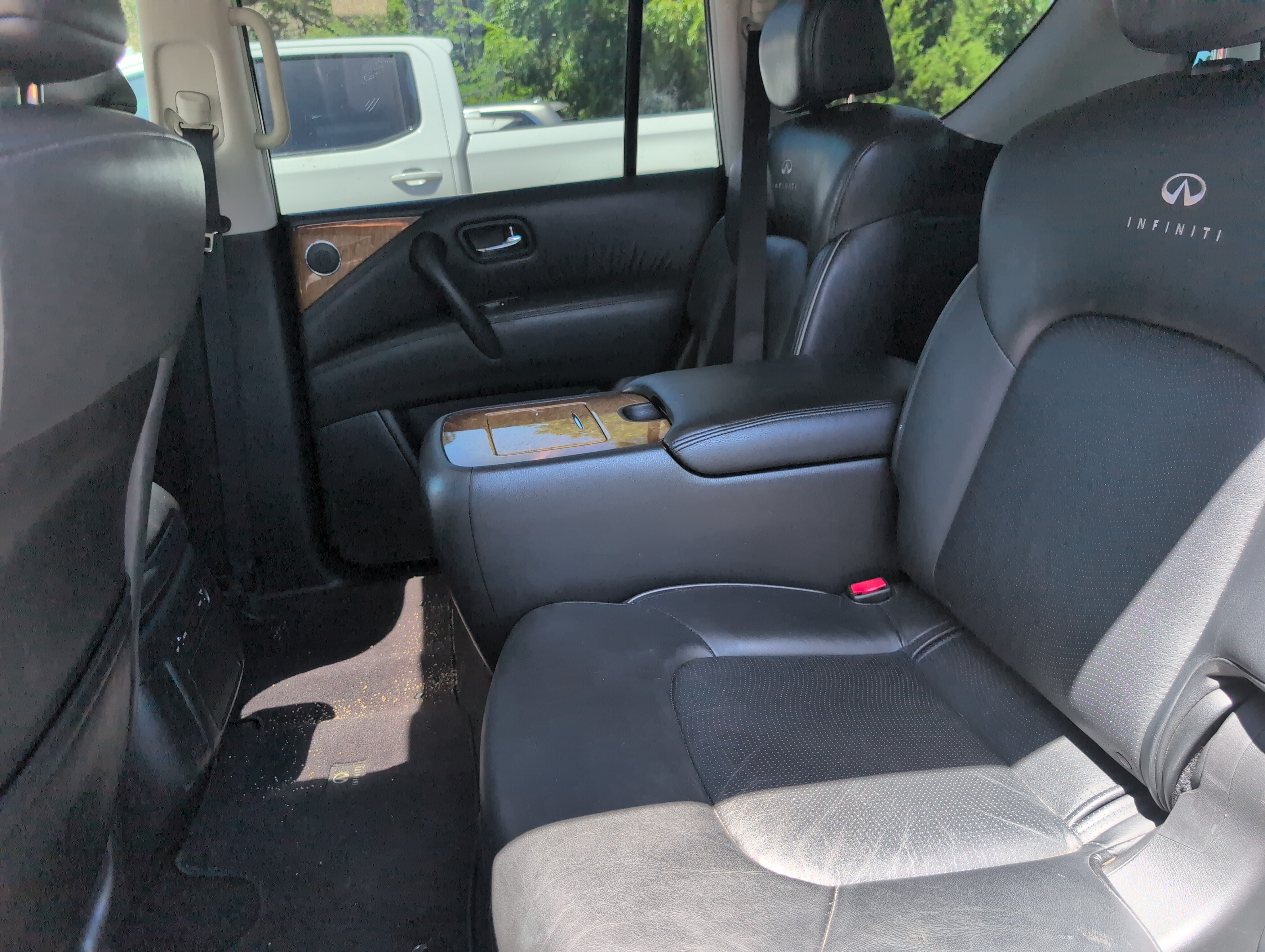 Used 2013 INFINITI QX56 2WD image 9