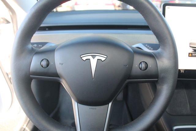 Used 2023 Tesla Model 3 Standard Range image 16