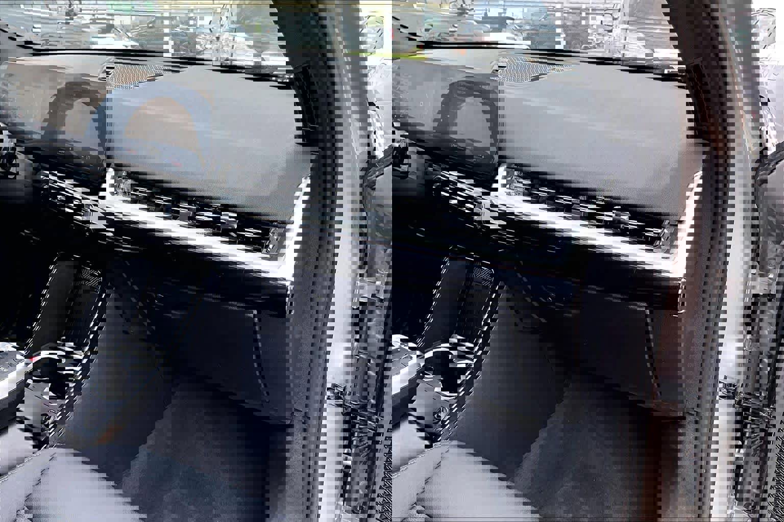 Used 2023 BMW X1 xDrive28i image 17