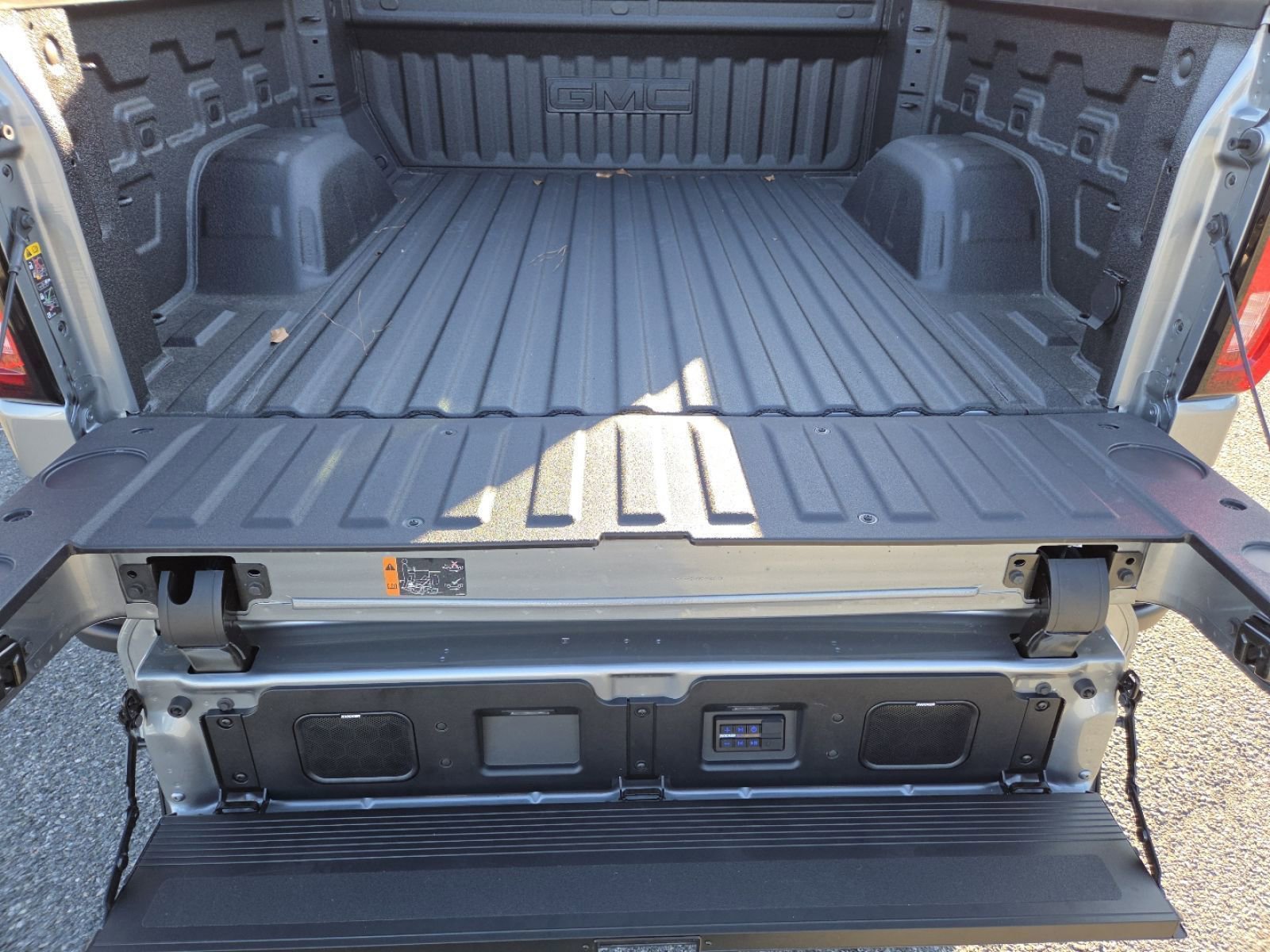 New 2026 GMC Sierra 1500 AT4X w/ AT4X AEV Edition image 23