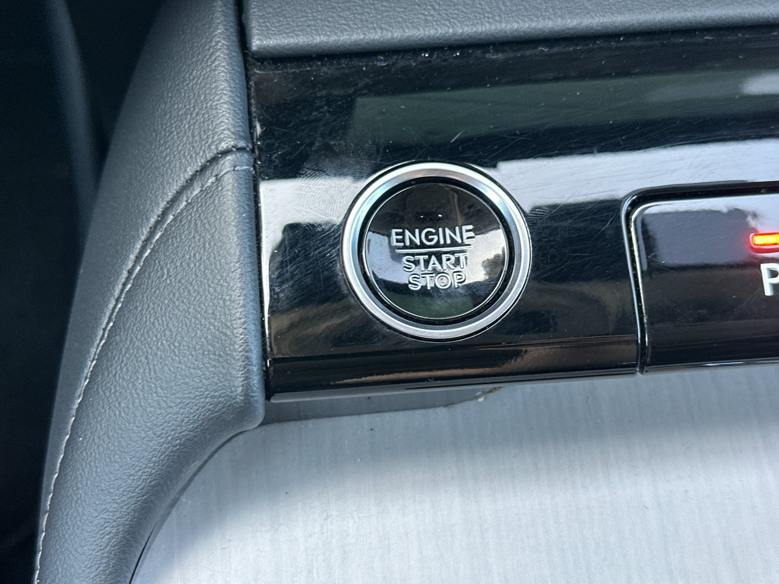 Certified 2025 Lincoln Navigator L Reserve AWD/4WD image 26