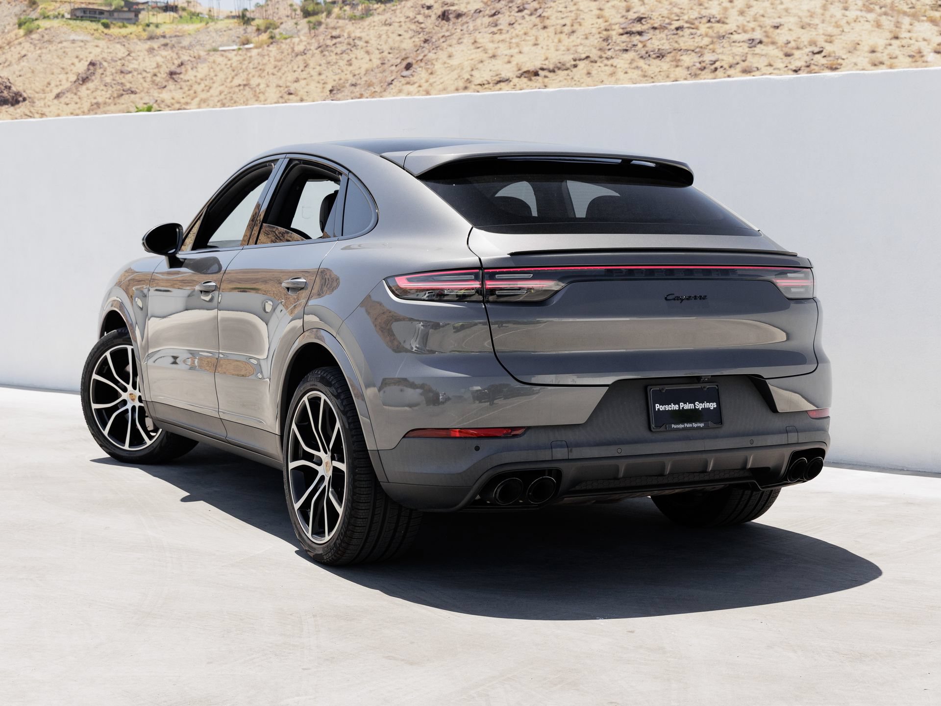 Certified 2022 Porsche Cayenne Coupe AWD/4WD image 3