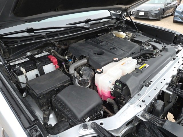 Used 2024 Toyota Tundra SR5 w/ SR5 Premium Package image 17