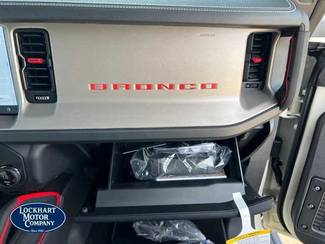 New 2026 Ford Bronco Outer Banks w/ Sasquatch Package AWD/4WD image 37