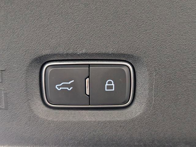 Used 2025 Ford Expedition Platinum AWD/4WD image 31
