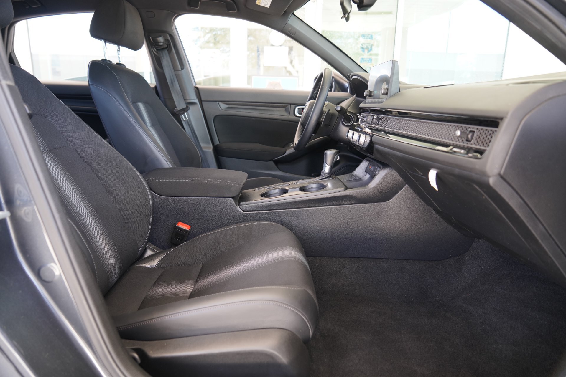 Used 2024 Honda Civic Sport image 24