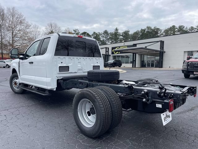 New 2026 Ford F350 XL w/ XL Chrome Package RWD image 25