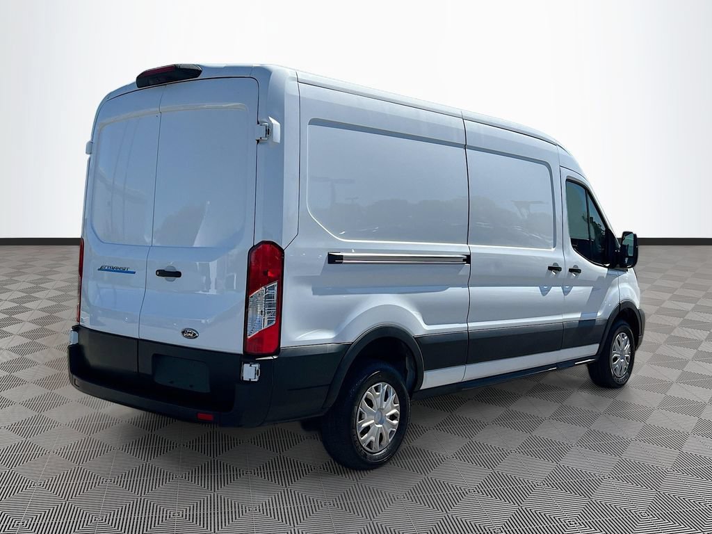 Used 2023 Ford E-Transit Medium Roof RWD image 7