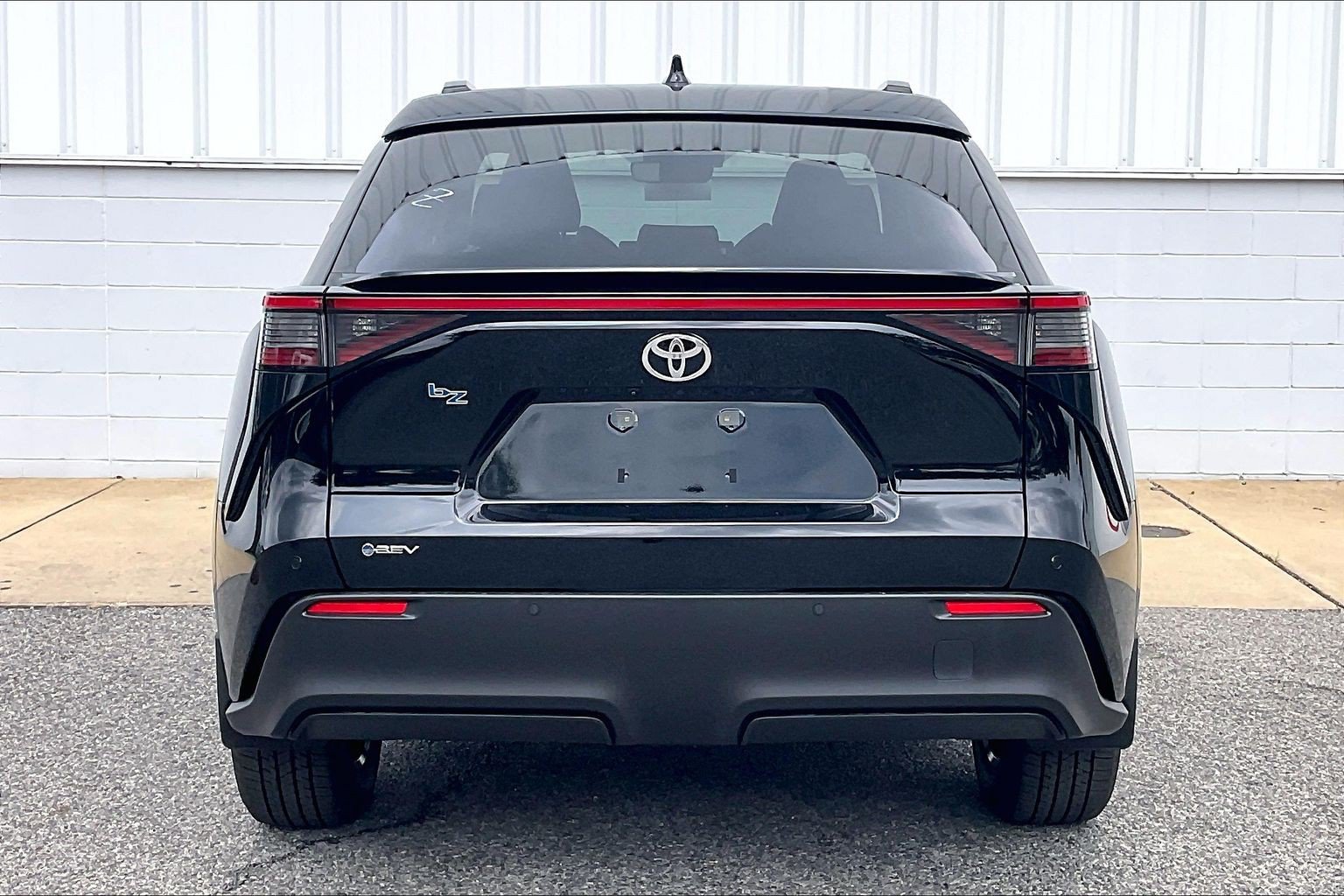 New 2026 Toyota bZ FWD image 5