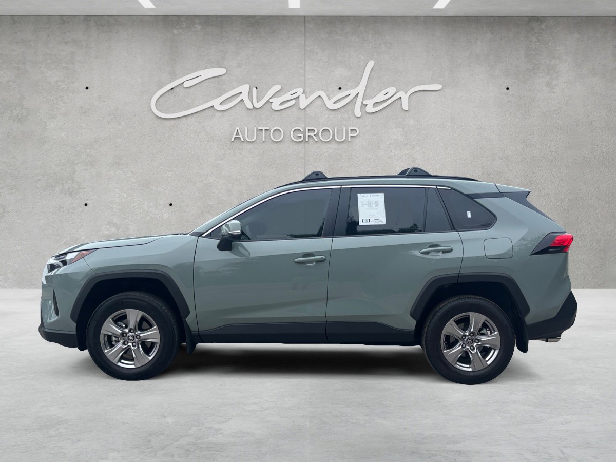 Used 2023 Toyota RAV4 XLE w/ Convenience Package FWD image 15