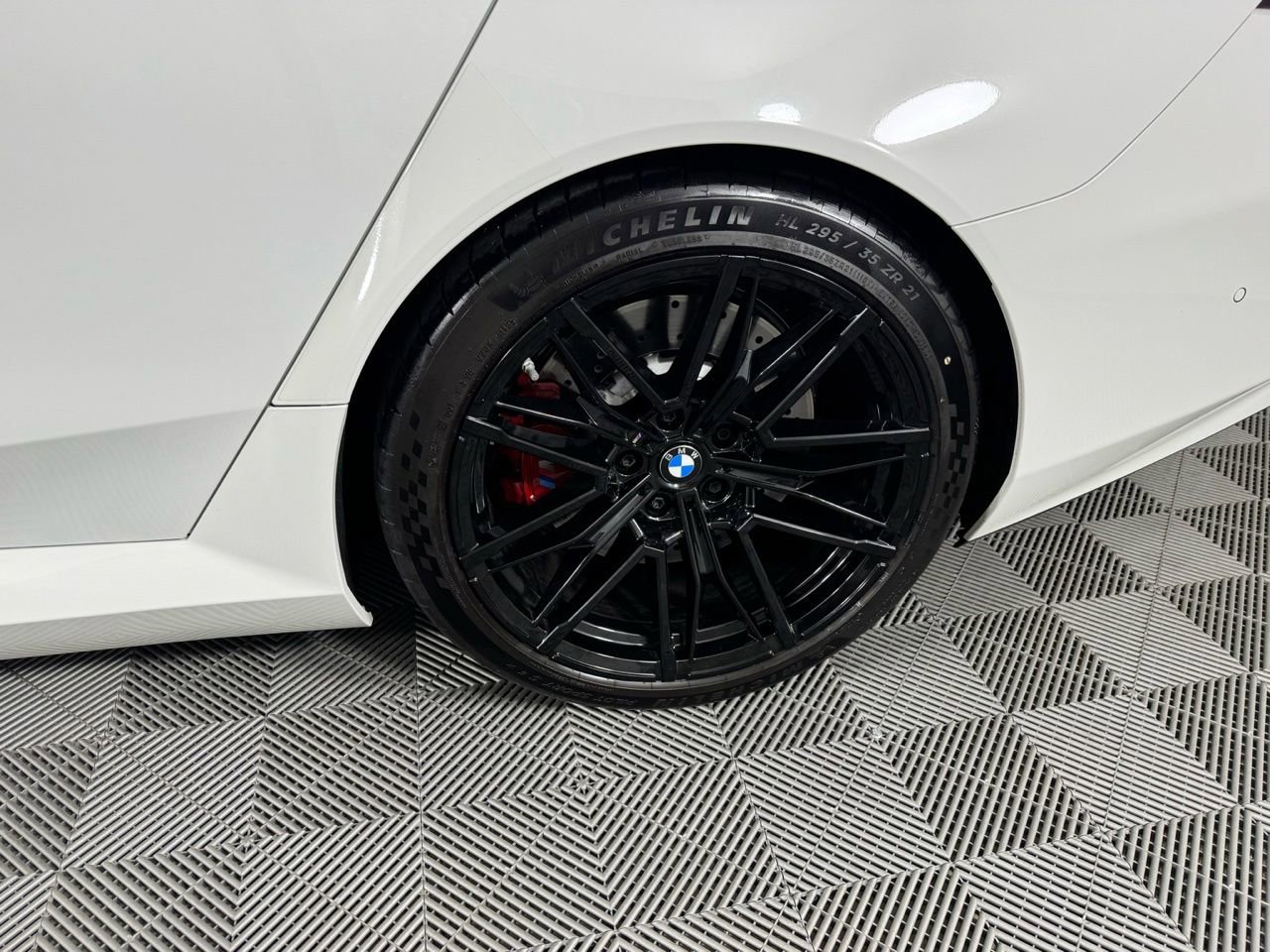 Used 2026 BMW M5 w/ Carbon Package AWD/4WD image 38