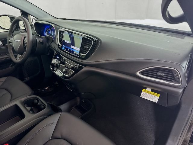 New 2026 Chrysler Pacifica Select w/ S Appearance Package image 26