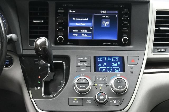 Used 2020 Toyota Sienna XLE FWD image 23