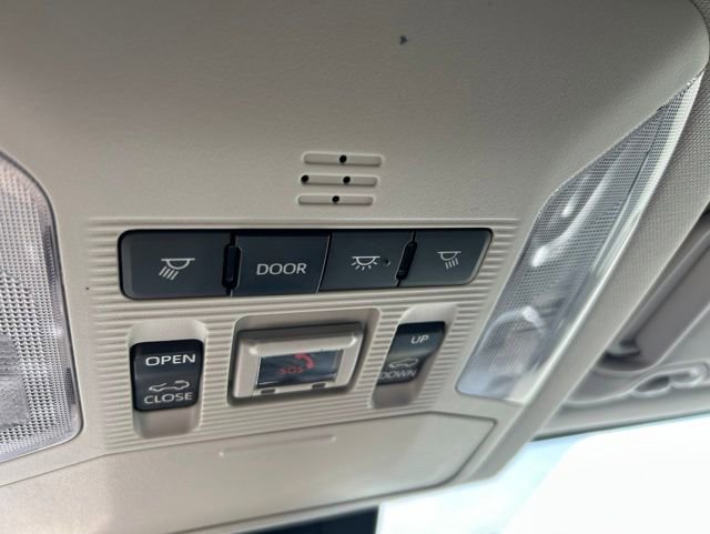 Used 2024 Toyota RAV4 XLE w/ Convenience Package FWD image 16