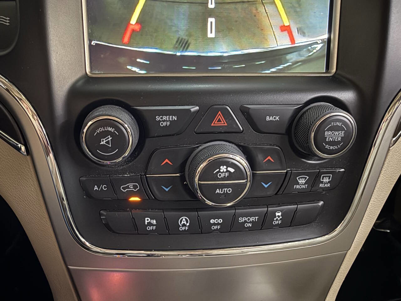 Used 2017 Jeep Grand Cherokee Limited w/ Trailer Tow Group IV AWD/4WD image 29