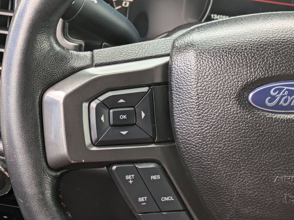 Used 2017 Ford F150 Lariat image 13
