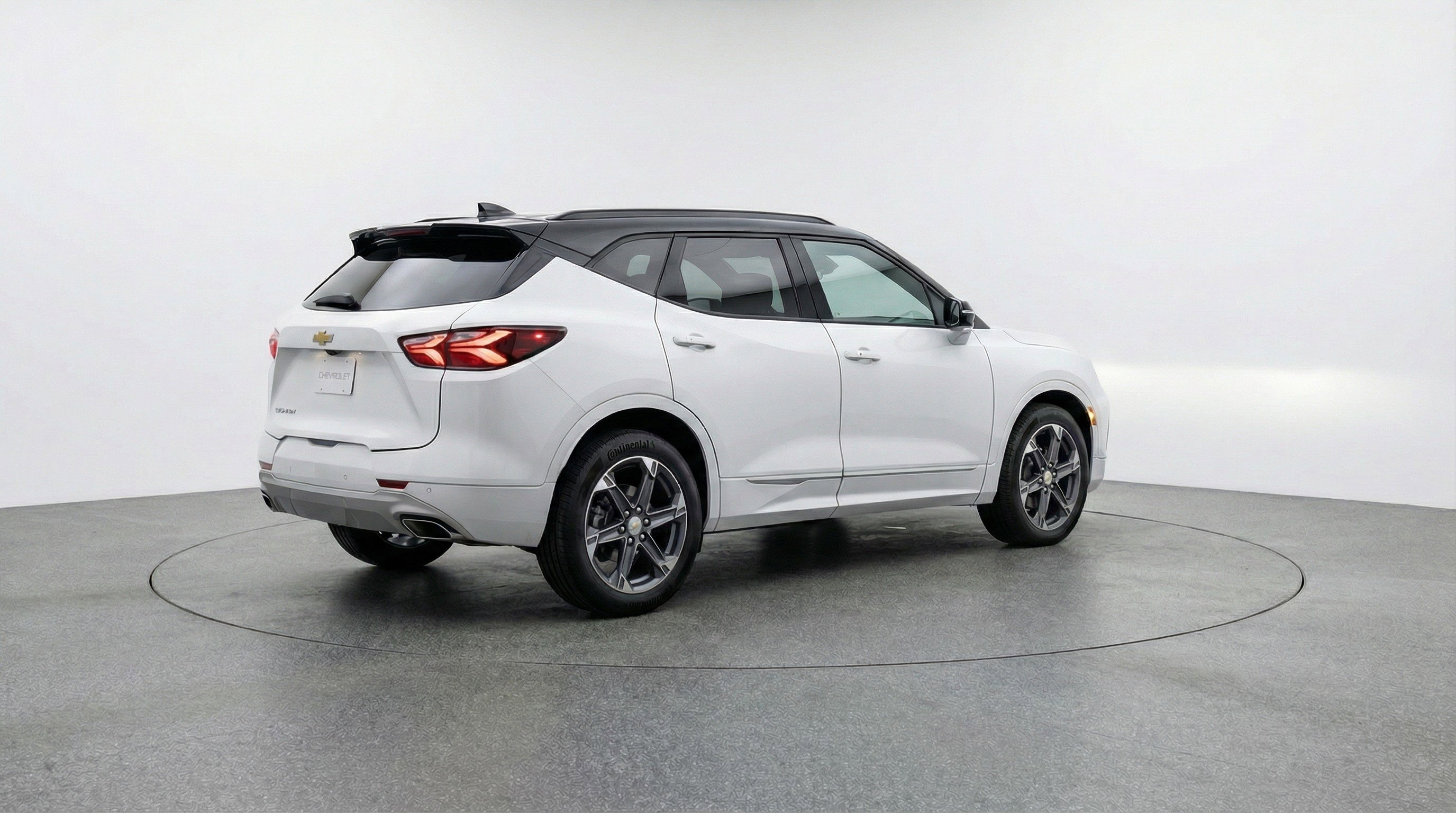 Used 2025 Chevrolet Blazer LT image 9