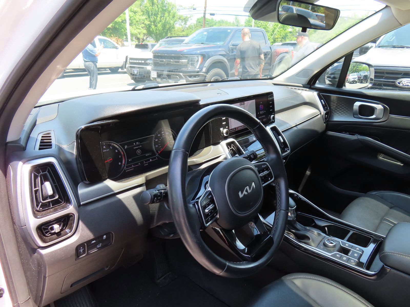 Used 2022 Kia Sorento SX AWD/4WD image 14