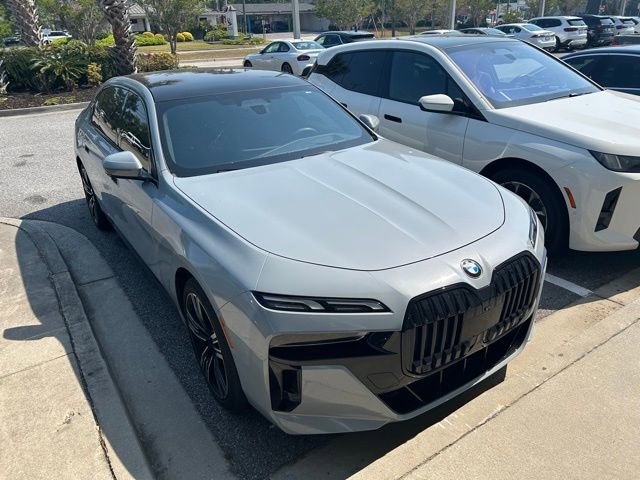 Used 2023 BMW 740i RWD image 4