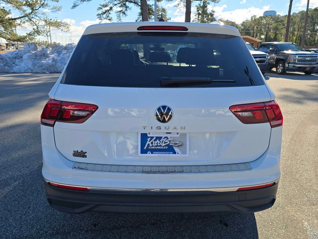 Used 2024 Volkswagen Tiguan Wolfsburg Edition image 4