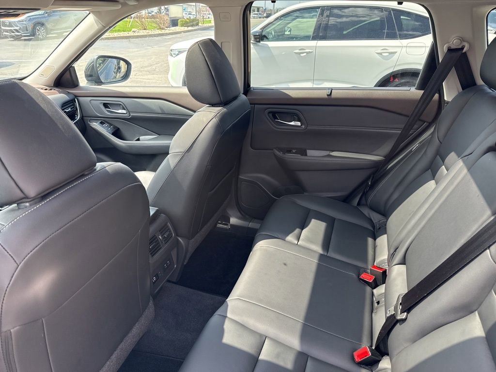 Used 2023 Nissan Rogue SL w/ SL Premium Package AWD/4WD image 31
