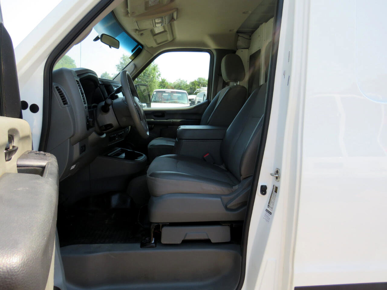 Used 2020 Nissan NV 2500 SV w/ Navigation Package image 22