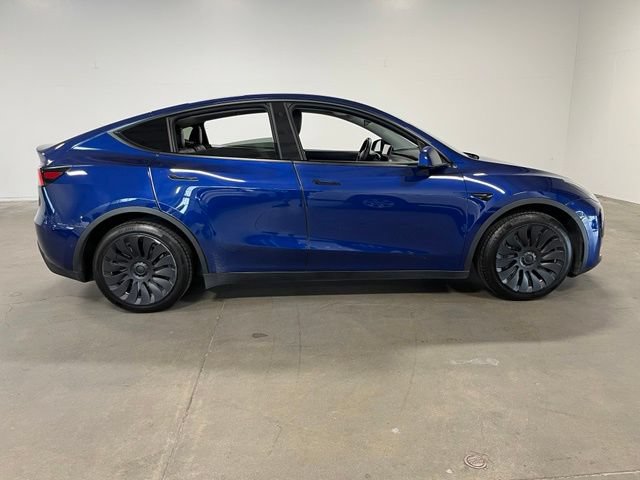 Used 2021 Tesla Model Y Long Range AWD/4WD image 2