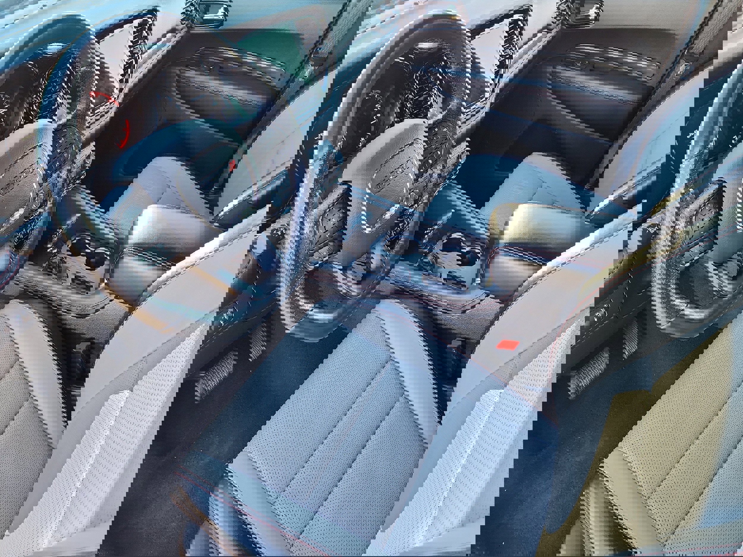 Used 2024 Dodge Durango GT image 9