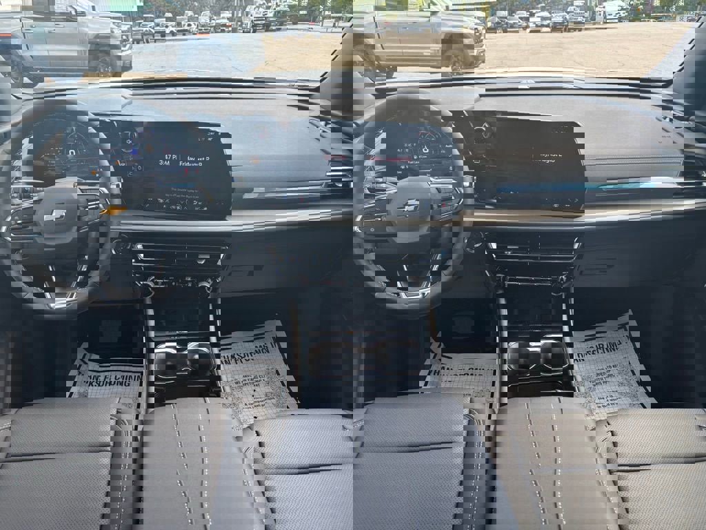 New 2026 Chevrolet Traverse LT image 17