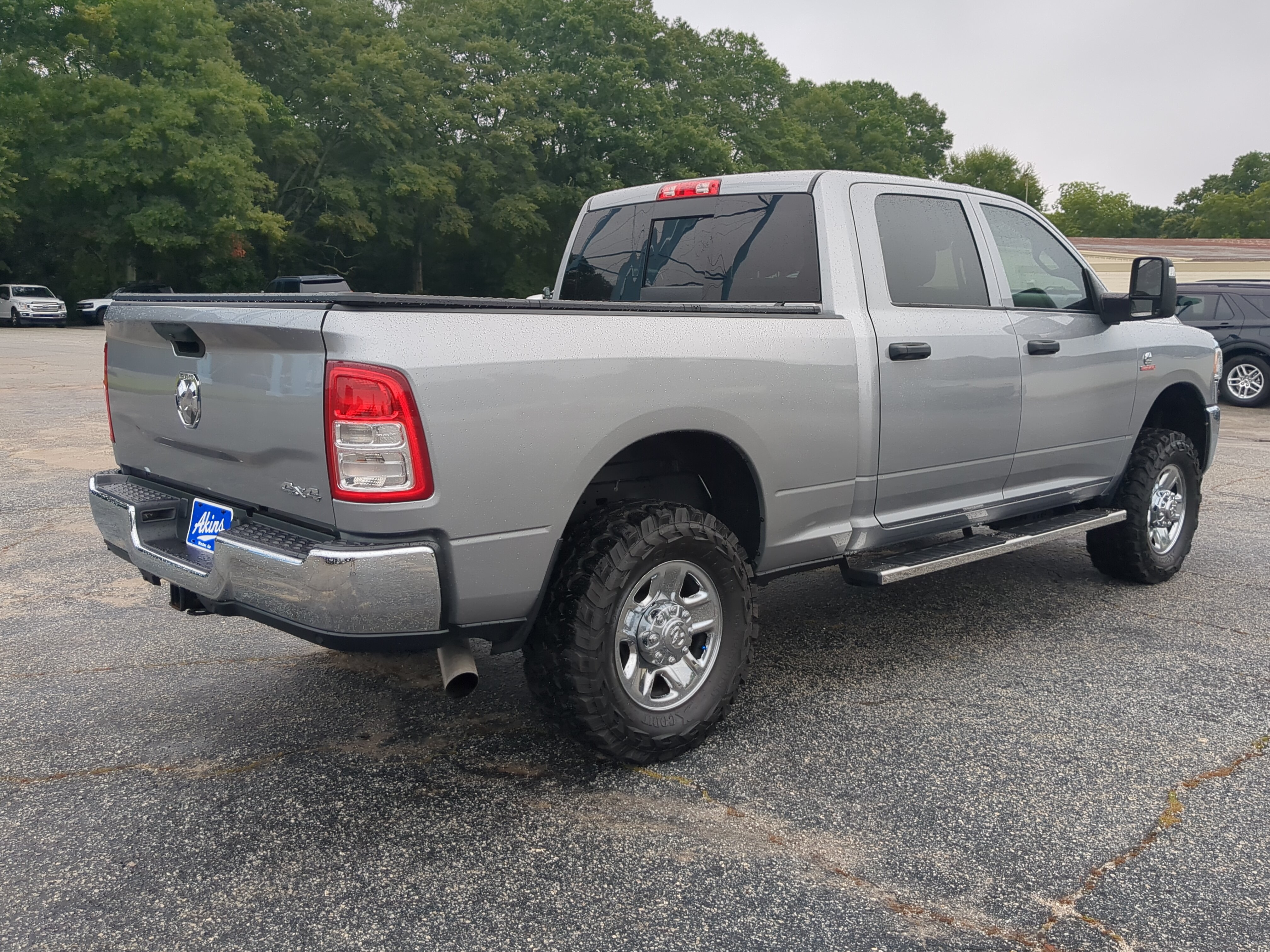 Used 2023 RAM 2500 Tradesman AWD/4WD image 3