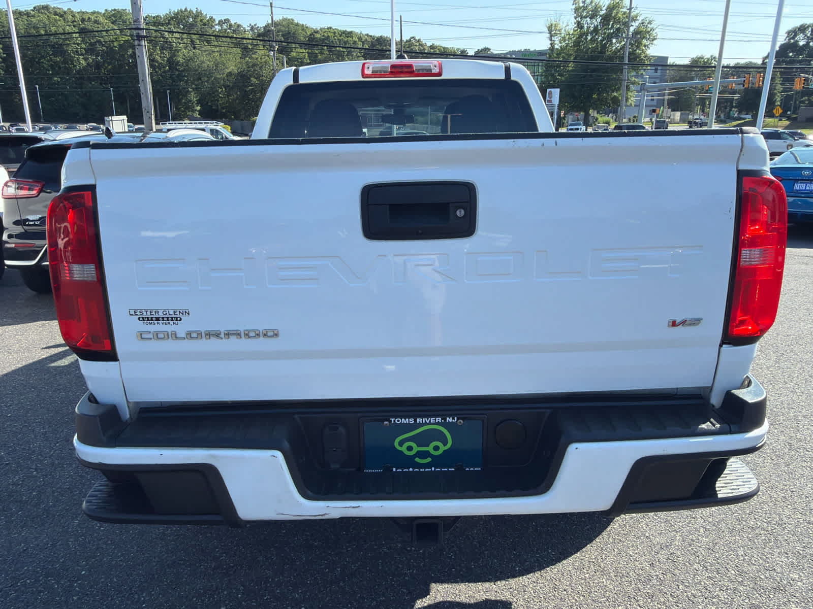 Certified 2022 Chevrolet Colorado W/T w/ Custom Special Edition AWD/4WD image 25