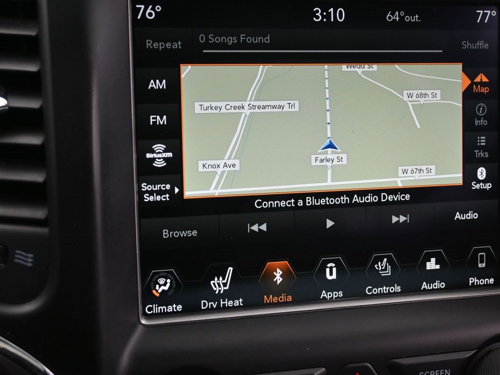 Used 2018 Jeep Grand Cherokee Altitude image 9