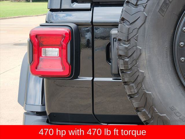 Certified 2022 Jeep Wrangler Unlimited Rubicon w/ Xtreme Recon 35" Tire Package AWD/4WD image 15