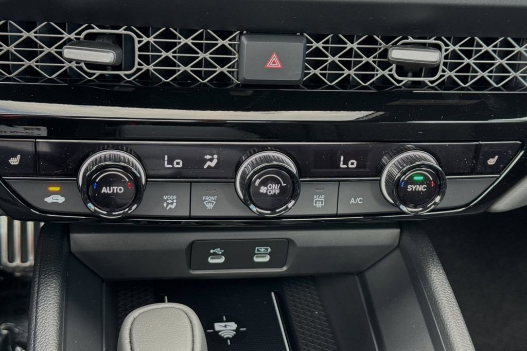 Used 2025 Honda Accord Sport image 16